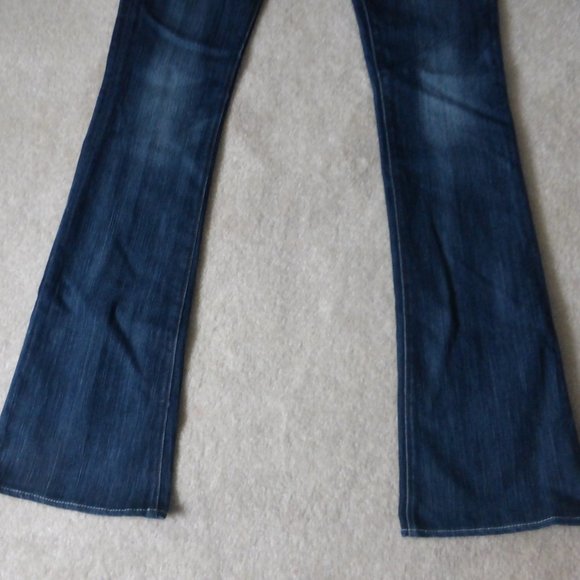 ROCK & REPUBLIC off white rhinestones "Kasandra" boot cut dark wash jeans - Picture 11 of 14